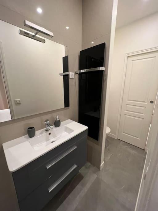 Luxury Appartment, Champs Elysees, Neuf ! Paryż Zewnętrze zdjęcie